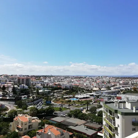 Mykola Aparment פורטימאו