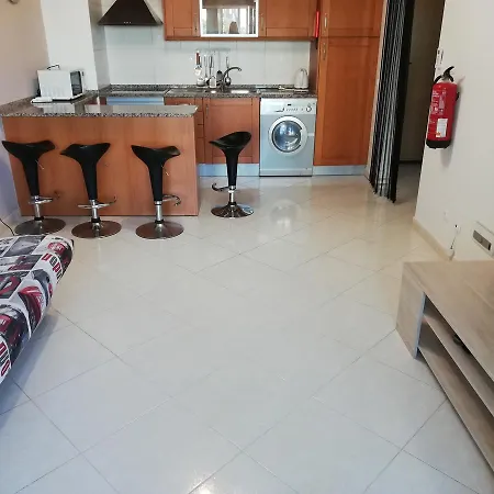 Mykola Aparment * פורטימאו